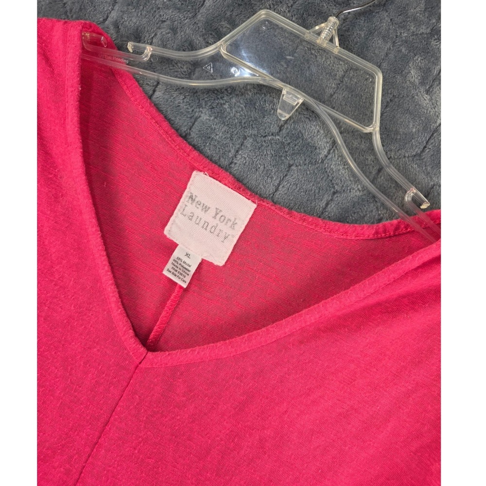 New York Laundry Pink V-Neck Tie Front Short Sleeve Top XL Shoulder Buttons